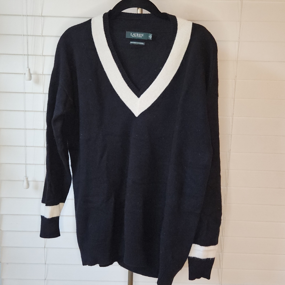 LAUREN Ralph Lauren Cable Knit Cricket Sweater V-Neck Black & White